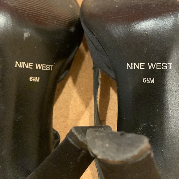 Nine West Black Shoes size 6.5 - Picture 9 of 12